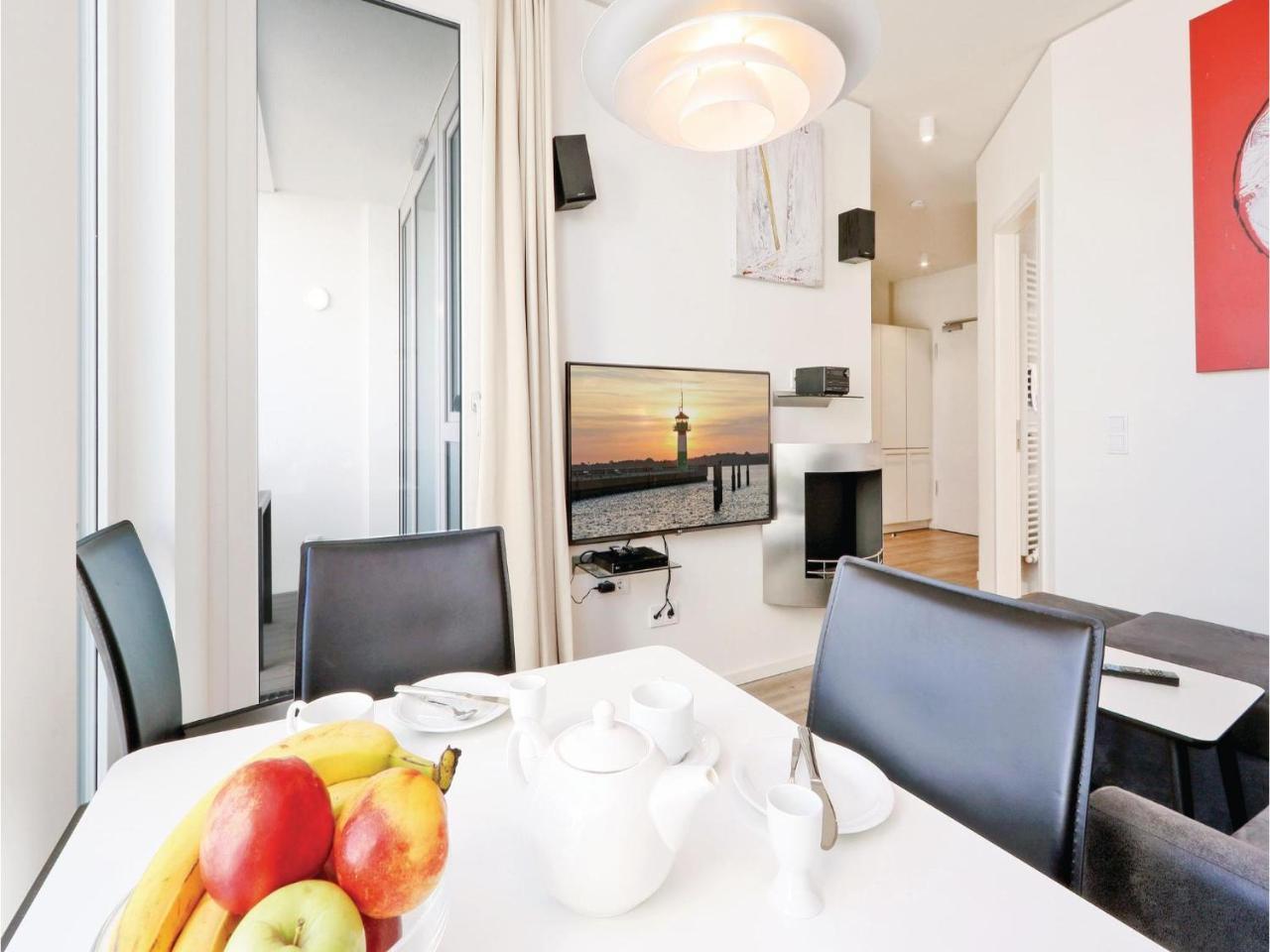 1 Bedroom Cozy Apartment In Luebeck Travemuende エクステリア 写真